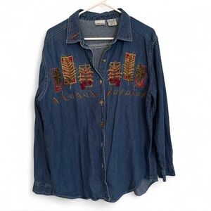 90s Denim Button Up With Embroidered Fall-Themed Leaf and Acorn Design